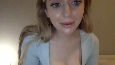 LilyMae online show from 12-29-24, 07:32