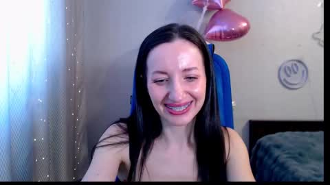 Lily online show from 02-08-25, 09:13