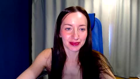 Lily online show from 06-08-26, 08:37