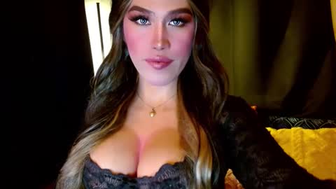 Snapshot of lilymonstercock chatting on 01-24-25, 03:02 IM YOUR TRUE GODESS Lilymonstercock online show from 01-24-25, 03:02