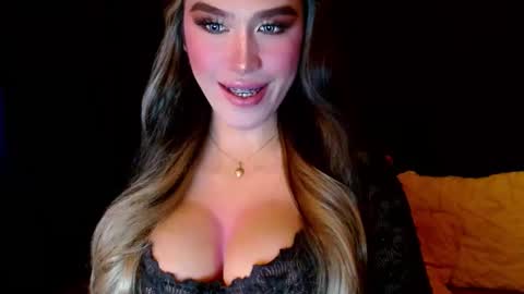 Snapshot of lilymonstercock chatting on 02-07-25, 05:51 IM YOUR TRUE GODESS Lilymonstercock online show from 02-07-25, 05:51