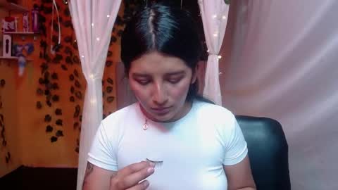 Snapshot of lilymoon_018 chatting on 05-15-26, 12:45 lilymoon_018 online show from 05-15-26, 12:45