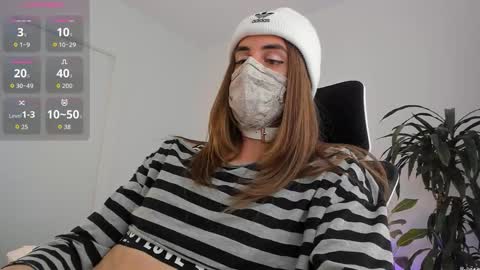 Lily Reina online show from 03-24-26, 06:57