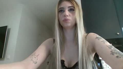 Lily online show from 03-03-26, 07:53