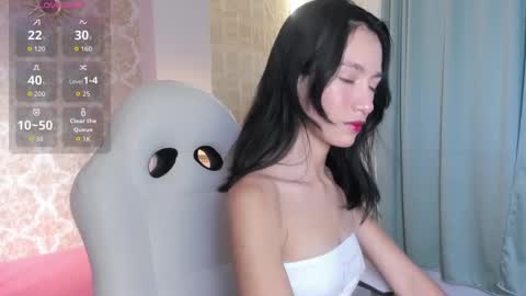 Snapshot of lilythea_ chatting on 09-17-25, 08:43 lilythea_ online show from 09-17-25, 08:43
