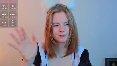 Snapshot of lilytways chatting on 02-19-26, 06:59 Julie online show from 02-19-26, 06:59