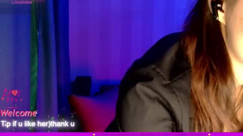 LilyXSky online show from 10-31-25, 01:45