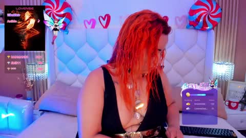 Snapshot of lilyybigass chatting on 01-11-25, 09:57 Lilly online show from 01-11-25, 09:57