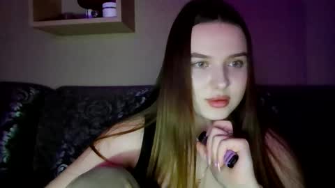 LilyyGray online show from 11-17-25, 03:18