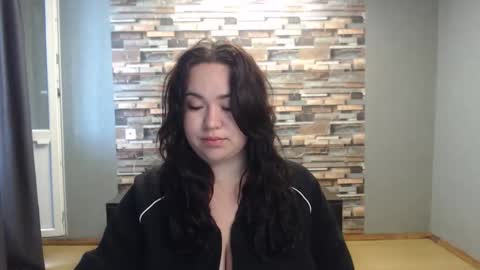 Snapshot of limalagris chatting on 05-10-26, 06:18 busty princess online show from 05-10-26, 06:18