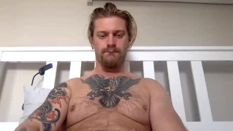 Chris online show from 03-10-25, 05:18