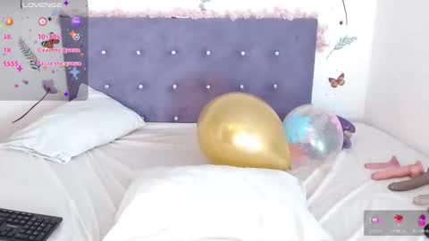 Lin  online show from 03-08-26, 09:29