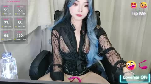 lina968560 online show from 05-10-26, 01:27