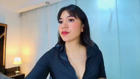 Snapshot of lina_bedoya chatting on 03-16-26, 11:36 Lina Bedoya online show from 03-16-26, 11:36