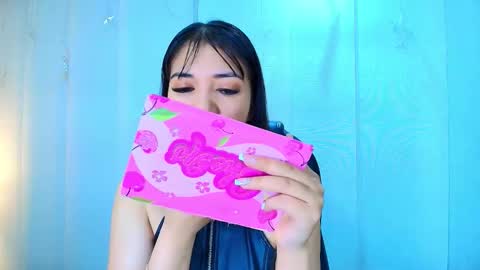 Snapshot of lina_bedoya chatting on 03-17-26, 11:35 Lina Bedoya online show from 03-17-26, 11:35