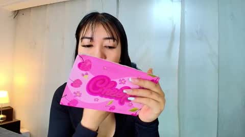 Snapshot of lina_bedoya chatting on 03-25-26, 11:38 Lina Bedoya online show from 03-25-26, 11:38