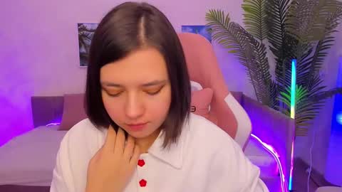 Lina online show from 02-11-25, 04:44