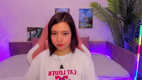 Lina online show from 02-19-25, 01:51