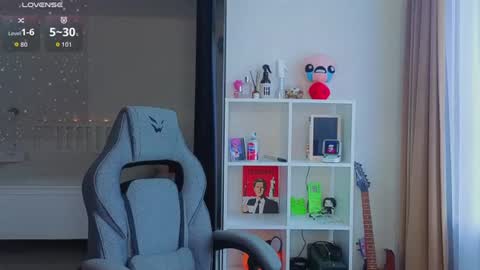 Snapshot of lina_brownie chatting on 06-15-26, 03:42 Lina online show from 06-15-26, 03:42