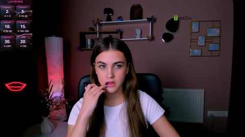 lina_fox12 online show from 11-10-25, 02:05