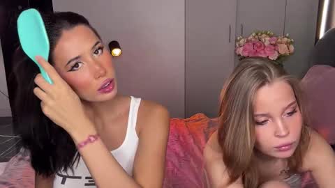 Kriss and Lina online show from 02-06-26, 03:44