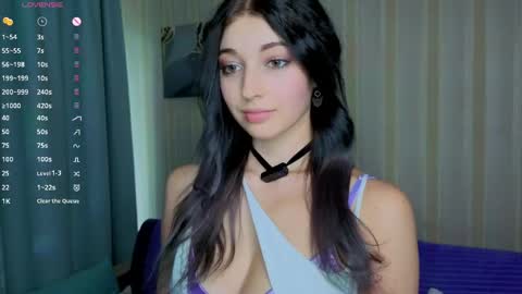 Lina online show from 05-17-26, 03:08