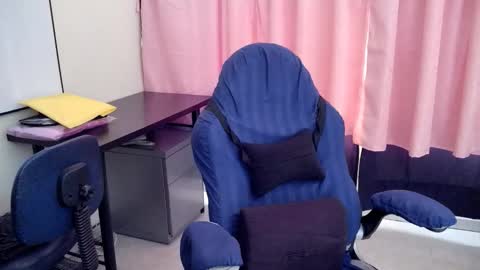 Lina Mara99 online show from 12-20-25, 06:15