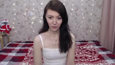 Snapshot of lina_rouge_ chatting on 12-28-24, 12:03 Lina Rouge online show from 12-28-24, 12:03