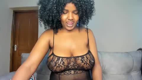 lina sexy58 online show from 10-24-25, 09:17