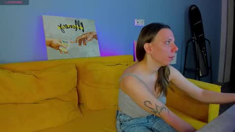 Lina online show from 03-10-26, 03:11