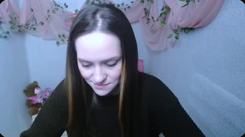 Lina online show from 12-16-24, 06:53