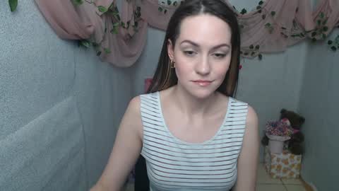 Lina online show from 01-16-25, 09:48