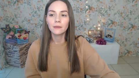 Lina online show from 02-07-25, 07:07