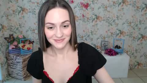 Lina online show from 02-15-25, 06:44