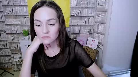 Lina online show from 09-20-25, 09:21