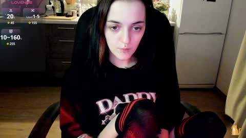 Snapshot of lina_tyaan chatting on 12-23-24, 12:14 Lina 3 1715622743 online show from 12-23-24, 12:14