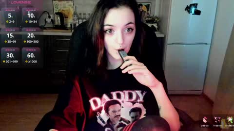 Snapshot of lina_tyaan chatting on 12-24-24, 08:33 Lina 3 1715622743 online show from 12-24-24, 08:33
