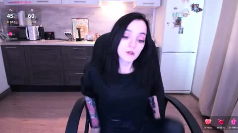 Snapshot of lina_tyaan chatting on 10-13-25, 12:16 Lina 3 1715622743 online show from 10-13-25, 12:16