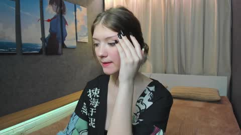 Snapshot of lina_vi chatting on 01-15-25, 12:30 Lina online show from 01-15-25, 12:30