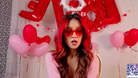 Snapshot of linaage chatting on 02-14-26, 06:37 Lina online show from 02-14-26, 06:37