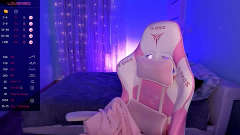 Lina online show from 02-12-26, 02:28