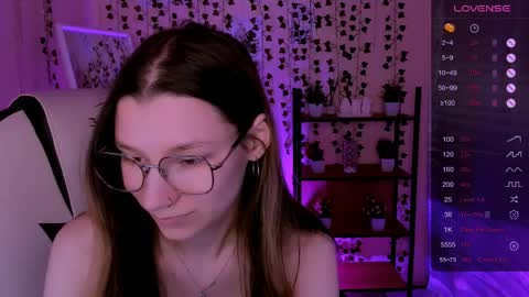 Lina online show from 04-15-26, 06:53