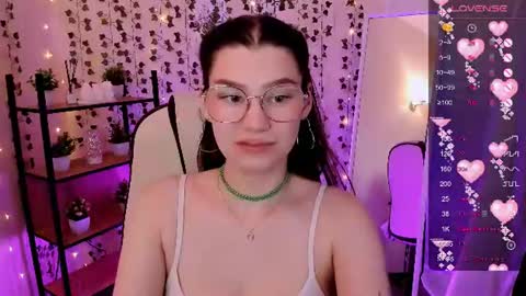 Lina online show from 07-01-26, 02:13