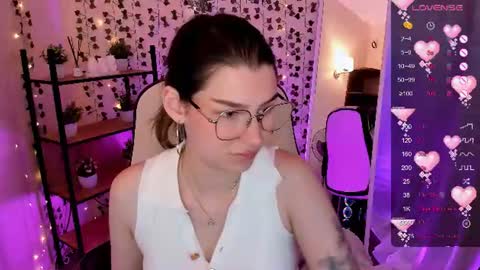 Lina online show from 07-20-26, 07:11