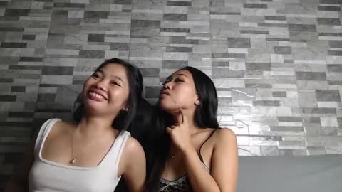 LinaDebie online show from 11-16-25, 05:29