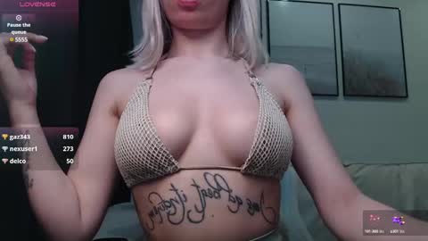 Snapshot of linaland2023 chatting on 03-02-25, 08:07 Lina online show from 03-02-25, 08:07