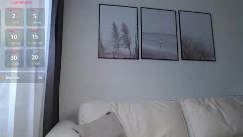 Snapshot of linaland2023 chatting on 11-08-25, 06:35 Lina online show from 11-08-25, 06:35