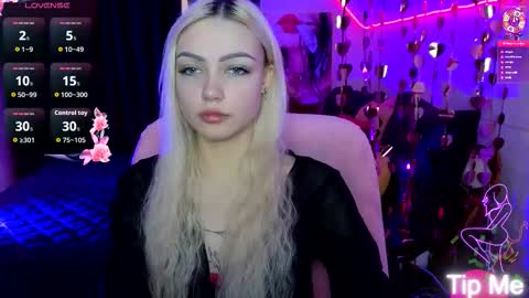 I am Lina online show from 02-18-26, 10:11