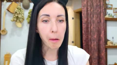 Snapshot of linalivee chatting on 04-29-26, 06:47 LinaLivee online show from 04-29-26, 06:47