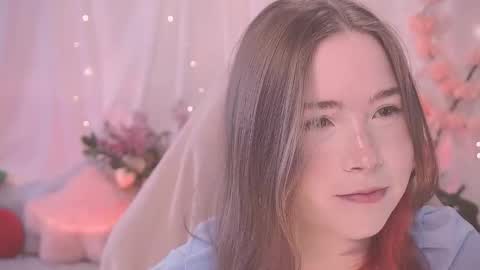 Lina online show from 09-19-25, 04:47